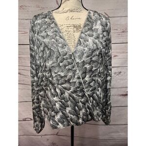 NWT White House Black Market Gray‎ White Metallic Long Sleeve Blouse 14